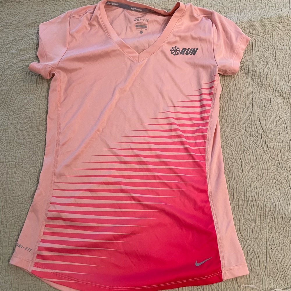 Nike Pink Fitted Short Sleeve Tee